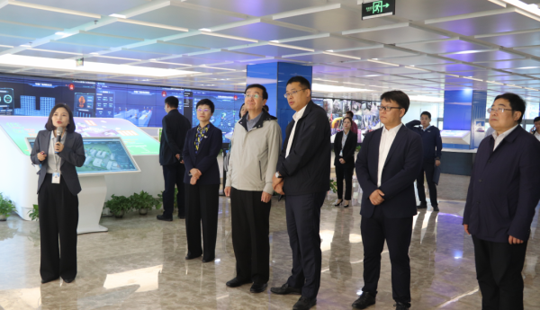 武清区政协六届十四次主席会议全员莅临华德智慧